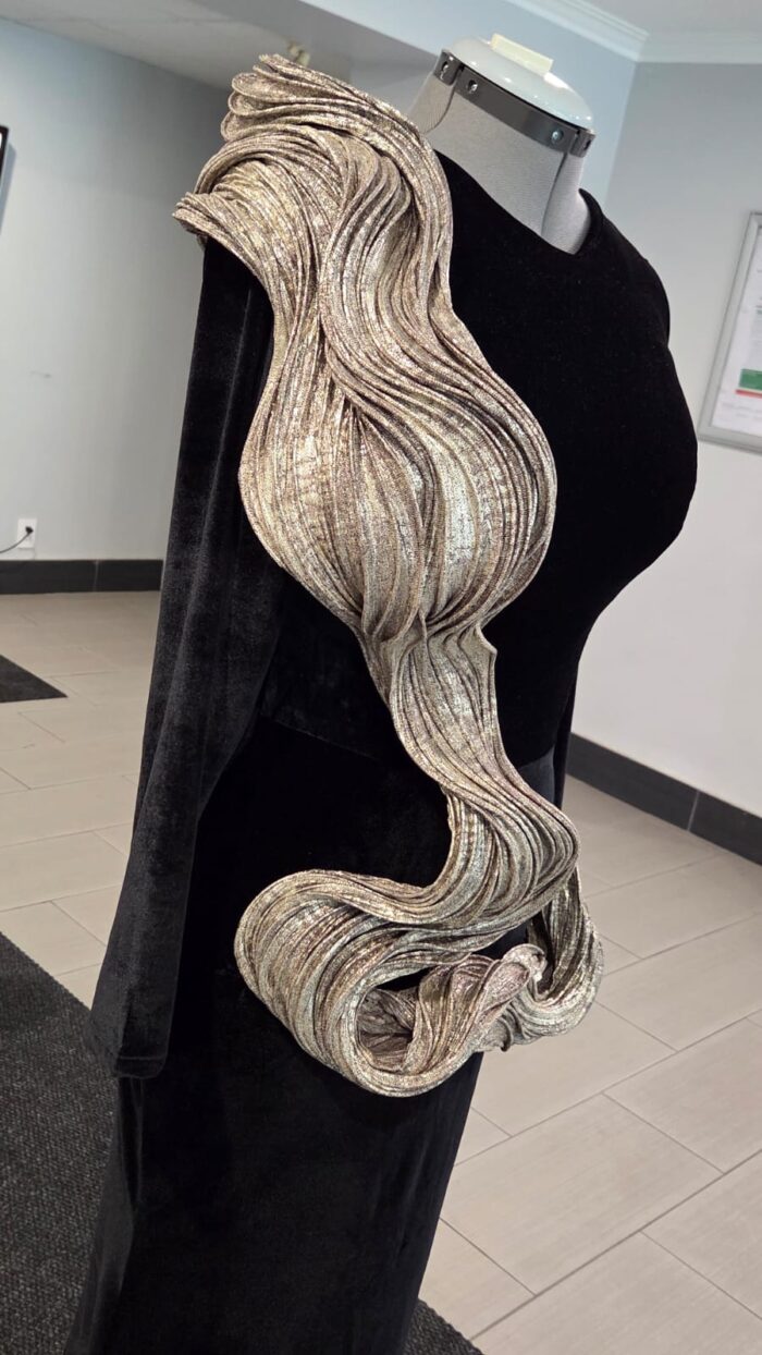 VELVET VELOUR DRESS - Image 4